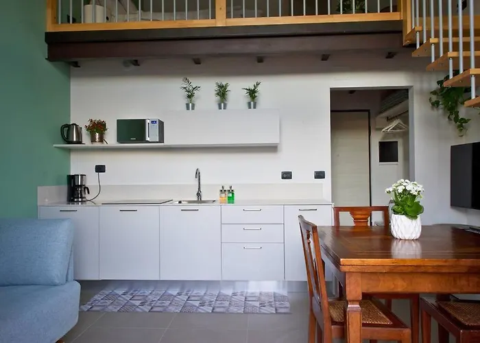 Loft Trevisan Elegant In With Private Garage 아파트 *
